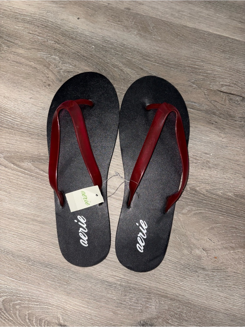 Aerie | Black FlipFlops NWT | Size 9